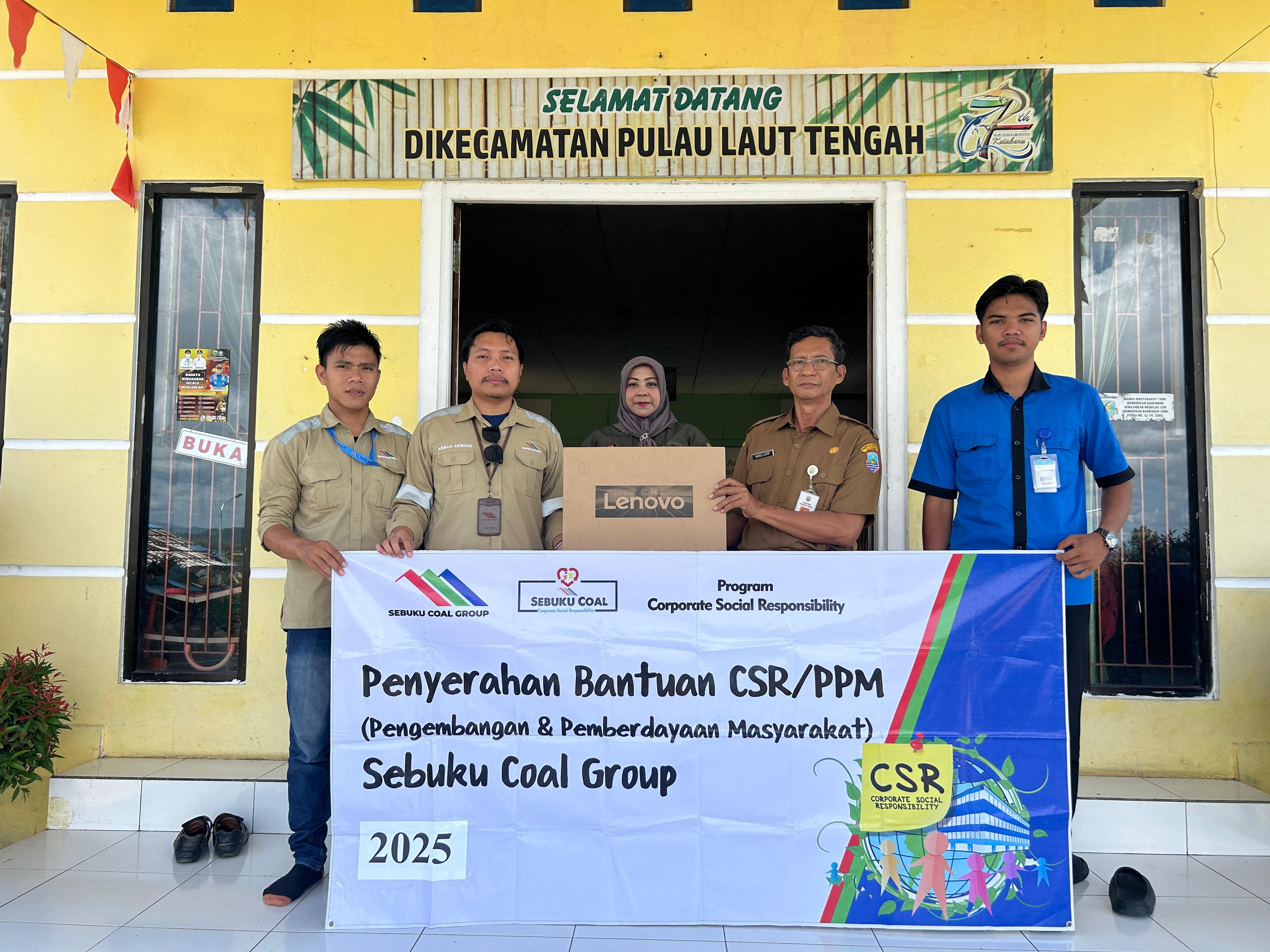 Komitmen untuk Pelayanan Publik, SCG Salurkan Laptop untuk Kecamatan