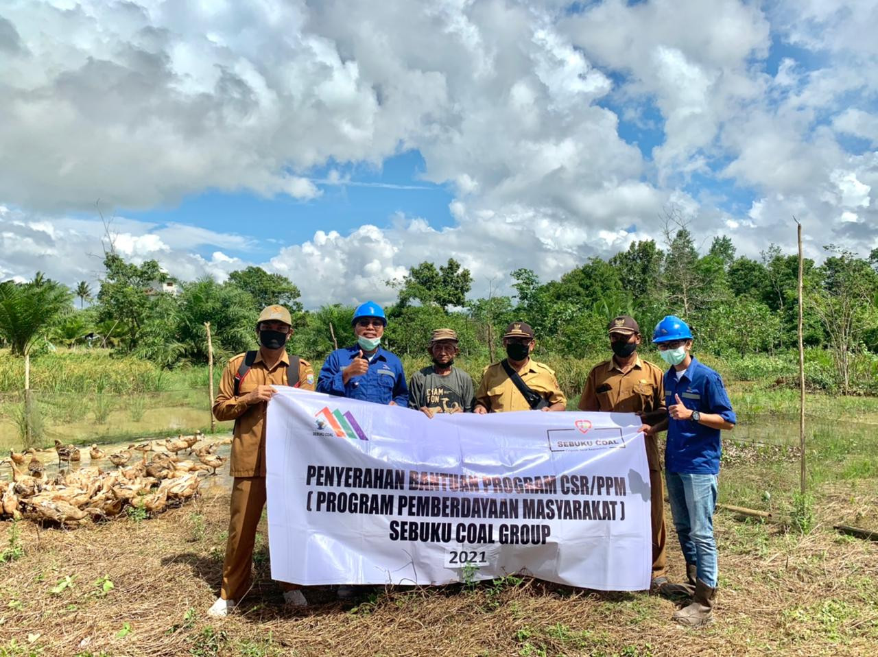PT. STC Kembangkan Perekonomian Masyarakat Melalui Program Budidaya Bebek Petelur