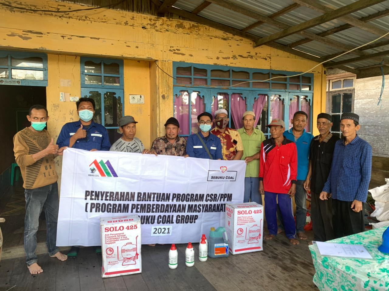 Kembangkan Perkebunan Pisang, CSR PT. STC Salurkan Bantuan Perawatan